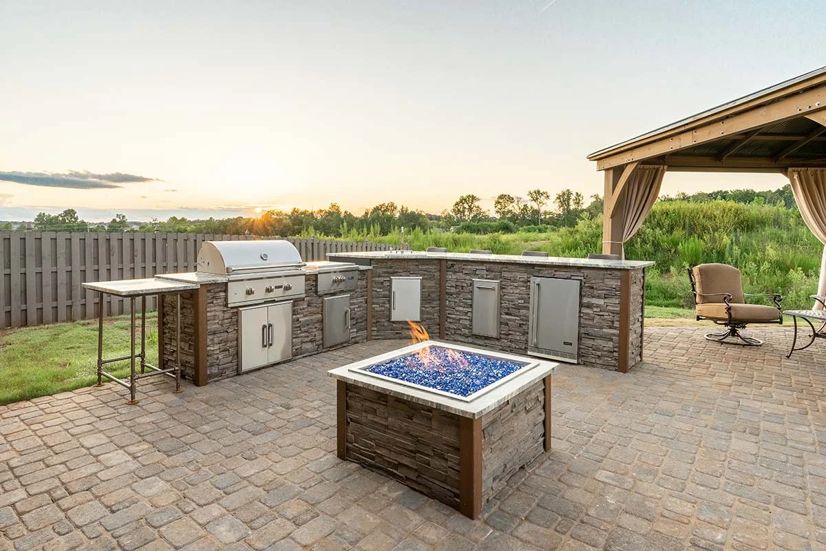 Outdoor kitchen builder Tri-Cities WA